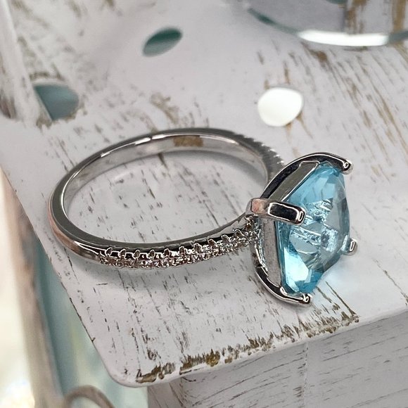 925 Sterling Silver Blue Cubic Zirconia Engagement Ring Size 6 - Picture 2 of 8